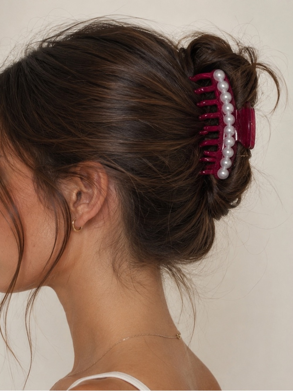 Madison Tyler- NWT Fuchsia Glitter Hair Claw with Pearls